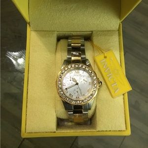 Women’s Invicta Gold & Silver Watch BRAND NEW